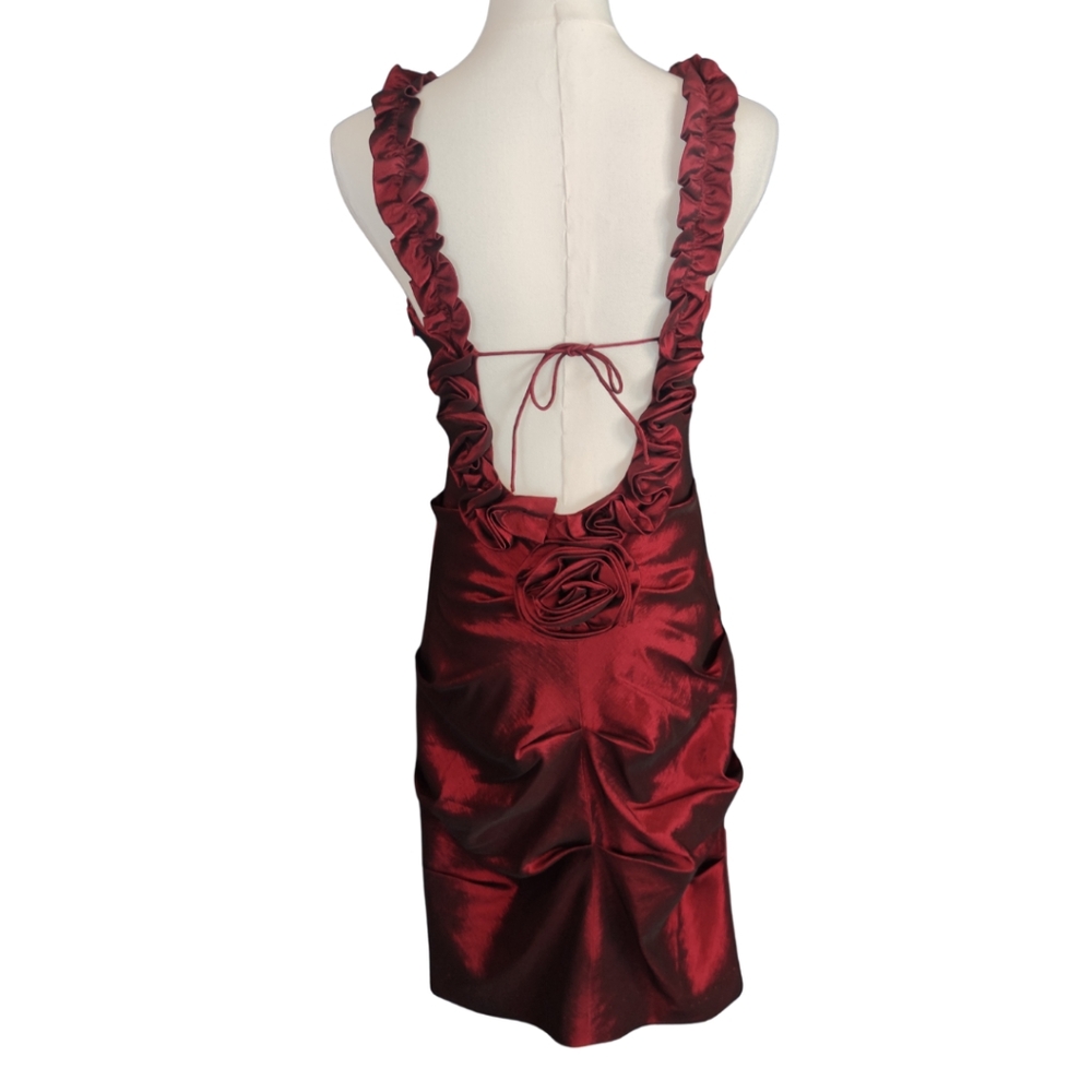 Hailey By Adriana Papell Red Rose Cocktail Dress - Picture 3 of 15